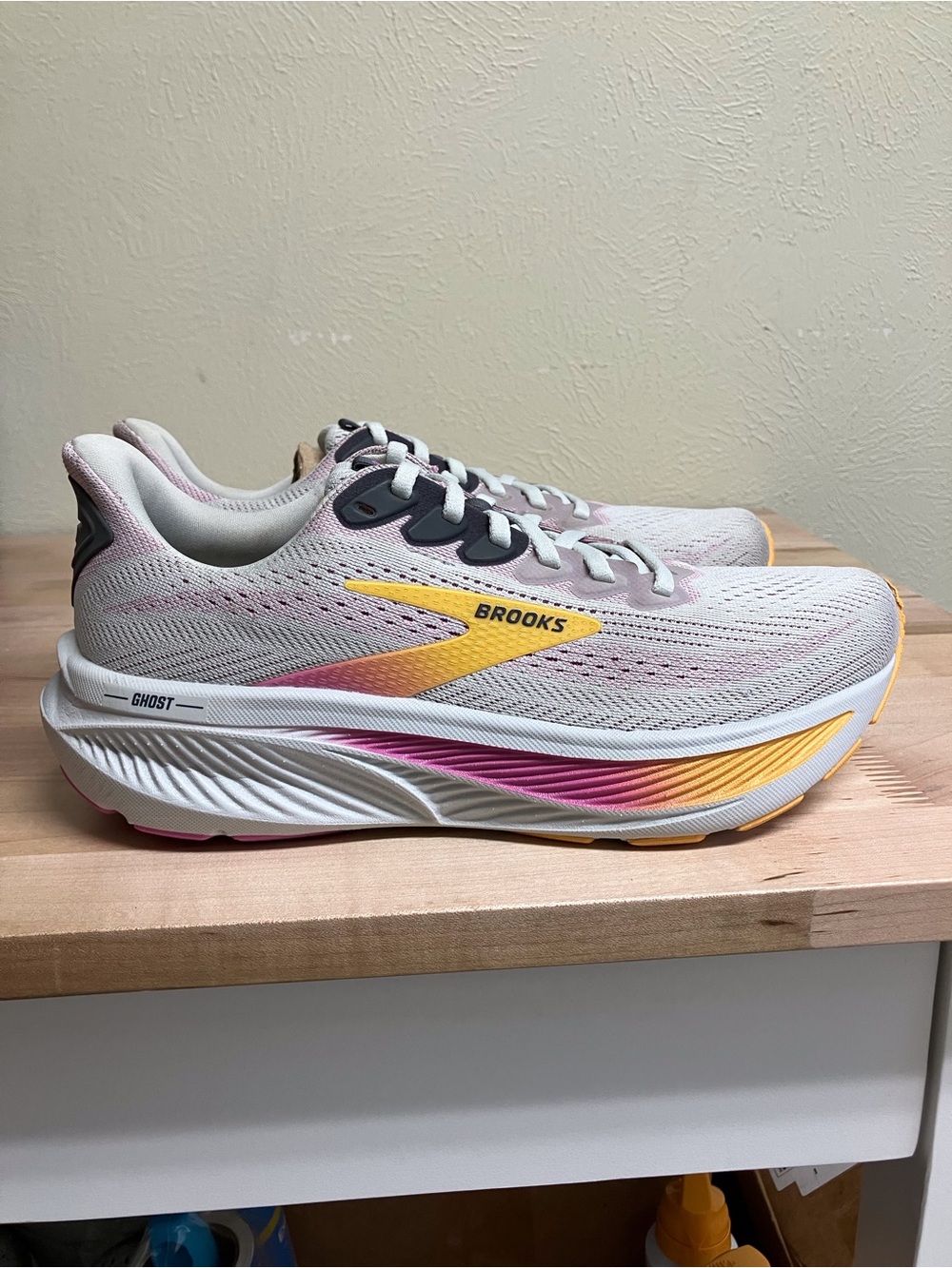 Brooks Women's Ghost 17